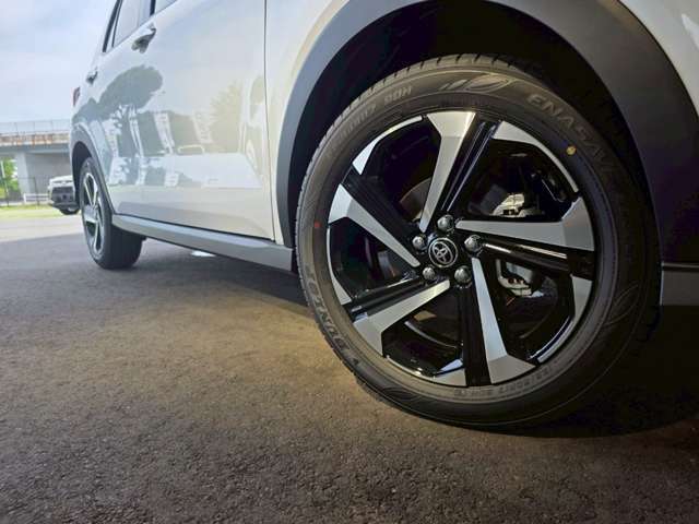 ☆安全装備・衝突軽減ブレーキ付のお車も多数ご用意しております☆詳しくは営業スタッフご相談下さいませ♪
