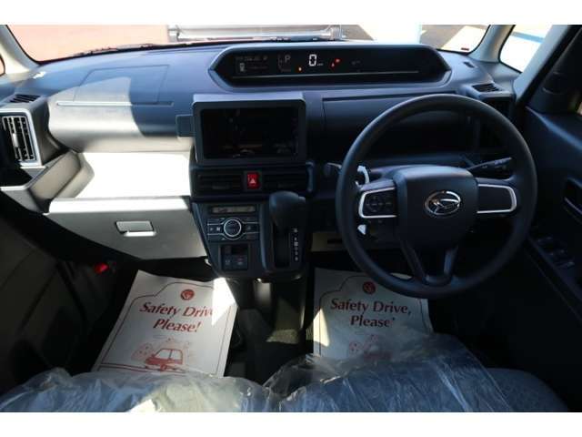 在庫車は店舗を移動している場合がございますので、御来店前に在庫の確認をして頂きます事をお勧めいたしております。