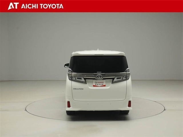 『TOYOTA認定中古車』は「まるごとクリーニング」で綺麗な内外装、「車両検査証」はプロによるチェック、買ってからも安心の「ロングラン保証」、3つの安心安全を標準装備したトヨタのブランドU-Carです
