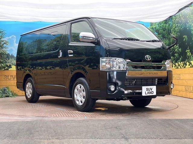 大好評のボディコーティング「弾スプラッシュコート」もご納車までに施工可能。通常のガラスコートと異なる、耐久年数6年の無機質ガラスコーティングが、ボディをキレイな状態に保ってくれます。