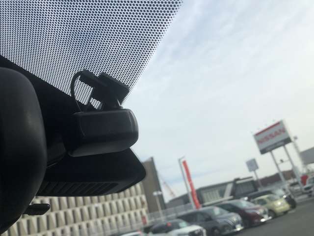 ◆ドライブレコーダー◆最近話題になっていますね。いくら安全運転をしていても、事故に巻き込まれることもあります。万が一のときの証拠として使えます！