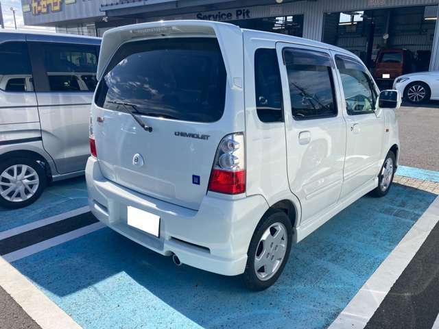 「カーセブン神栖店」は、中古車はもちろん！新車・登録済未使用車も取り扱っております。又、お車の整備・鈑金・コーティング・その他オプションも取り扱っております！お気軽にご相談ください。