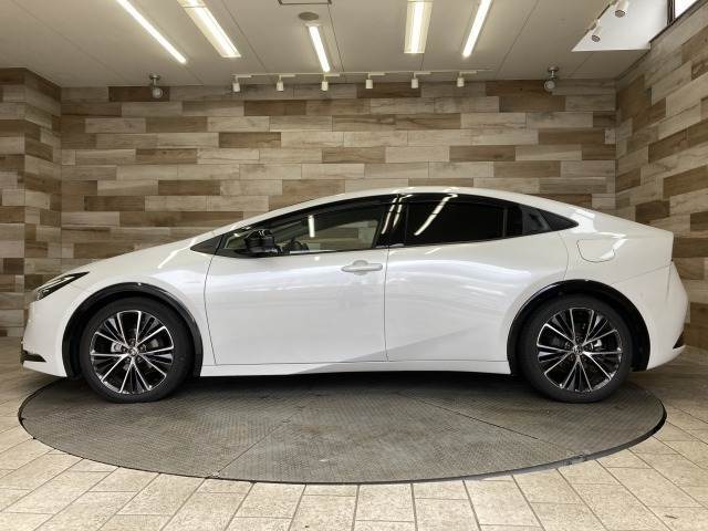 お問い合わせは0120-24ー4092まで。専門店だからこその知識・経験豊富なスタッフ達が、お客様に最適な一台をご案内致します。