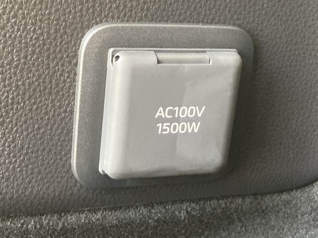 【AC100V】コンセント付きですので家庭用電化製品が車内でご利用いただけます。