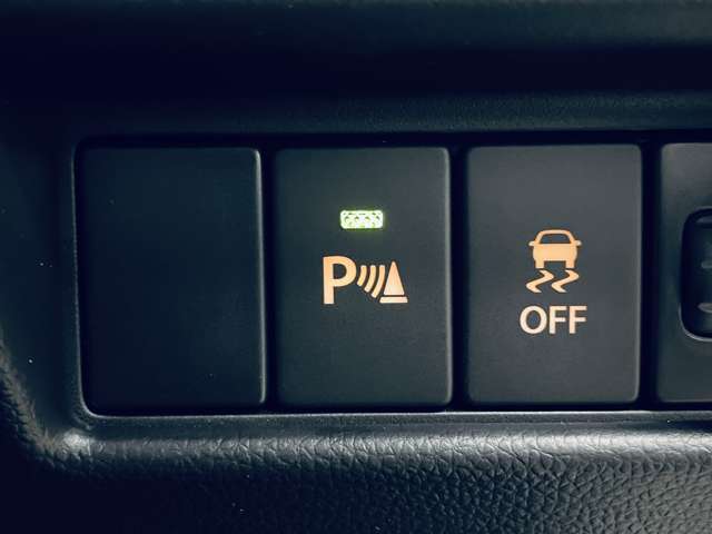 「障害物センサー」　車にぶつかりそうなものがあると知らせてくれます！