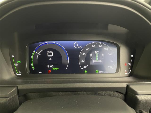 【スピードメーター】メーターがシンプルで見やすく運転しやすいですね！