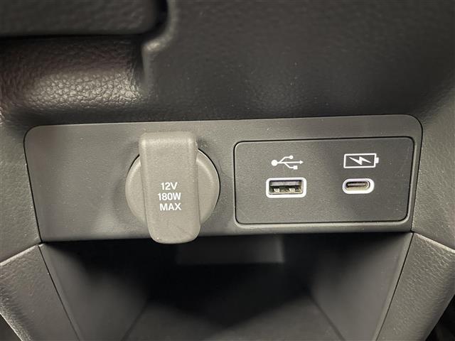 【運転席操作部】快適なドライブを楽しむための機能が装備されています！運転席から触れるので、使いやすいです！除菌プランいれていただくと、さらに清潔で安心していただけます！