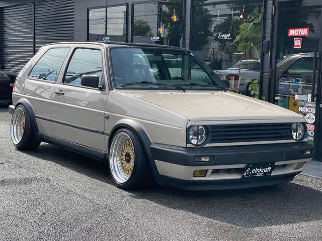 BBS16インチリバレルアルミ・KW車高調・COXマフラー・SSダウンパイプ・EXマニ・レカロアルカンターラ張替・RENOWNステアリング・CDオーディオ・ETC・プロテクションフィルム・ディーラー車・取説保証書スペアキー