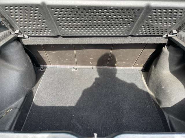 BBS16インチリバレルアルミ・KW車高調・COXマフラー・SSダウンパイプ・EXマニ・レカロアルカンターラ張替・RENOWNステアリング・CDオーディオ・ETC・プロテクションフィルム・ディーラー車・取説保証書スペアキー