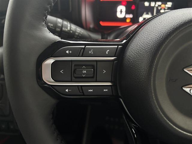 ★キズやへこみもお任せ★　当社のスタートは鈑金工場から、自社鈑金工場で代車も多数保有しており、お困りの際はぜひご相談下さい！！