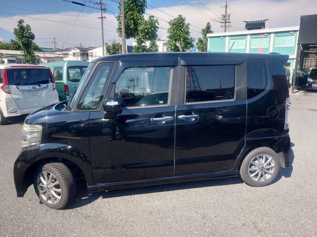 総額金額の中には車検2年（自社整備付）、自動車税、無料保証もすべて含んでおります！ご安心ください！おまかせください！直通TEL052-619-6662