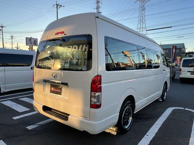 KSファクトリーハイエース名古屋店ハイエース専門店　ハイエース　コンプリートカー　パーツ販売　　福祉車両　キャンピングカー　　ローダウン　リフトアップなど様々なカスタムが可能です。車中泊　アウトドア