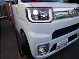 ライトは明るいLEDです