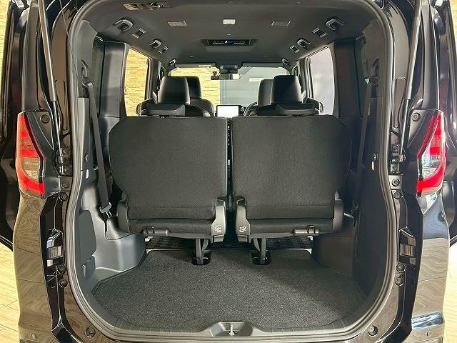 ☆全車修復歴なし！鑑定付きの良質なお車のみを厳選して展示中☆第3者機関の認定付き車ですので、遠方の方でも、安心してご検討いただけます。