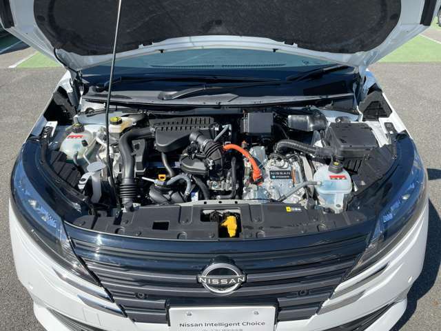 ☆　【エンジンルーム】　しっかりとクリーニング済みです　ピカピカにして来店をお待ちしております　見積り・写真依頼も気軽にどうぞ！　☆