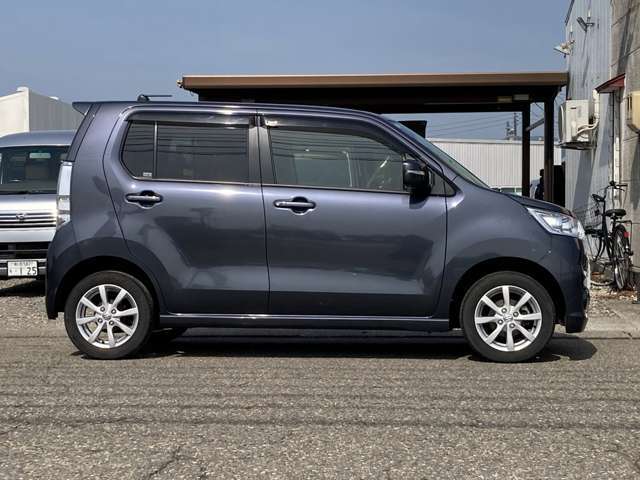 人気車や低価格車はすぐに売れてしまう可能性があります。お早めのご検討、ご来店お待ちしております。