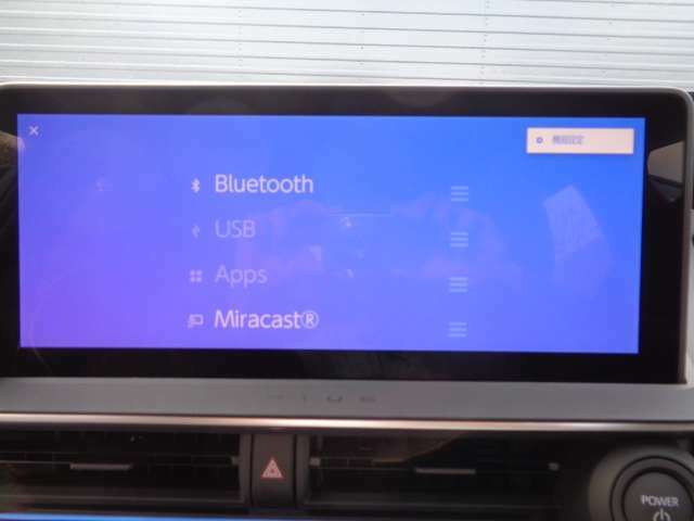 ■装備■ フルセグTV　Bluetooth接続　USB接続　Miracast