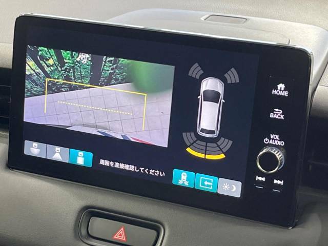 【誤発進抑制機能】駐車時などの低速走行時にアクセルとブレーキを間違え、壁や車などとの衝突の恐れがある場合にブレーキを作動させ衝突回避をサポート。うっかり事故の予防に役立ちます！