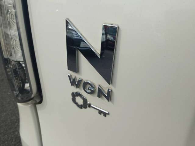 来店の際は事前にお電話頂けますとスムーズにお車をお見せ出来ますので、お気軽に連絡をください！いい車が安い☆彡いい車屋さん♪052-619-6662スタッフ一同心よりお待ちしております！仕上げも他社には負けません！