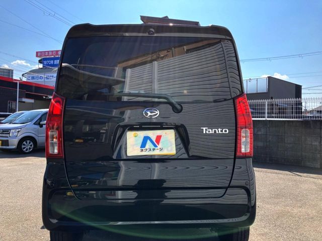 安心の最長10年・走行無制限保証（有償）をご用意。保証内容も充実はもちろん、無料点検＆オイル交換や、年中無休の全国・24時間ロードサービスも付帯されておりますのでご安心下さい。