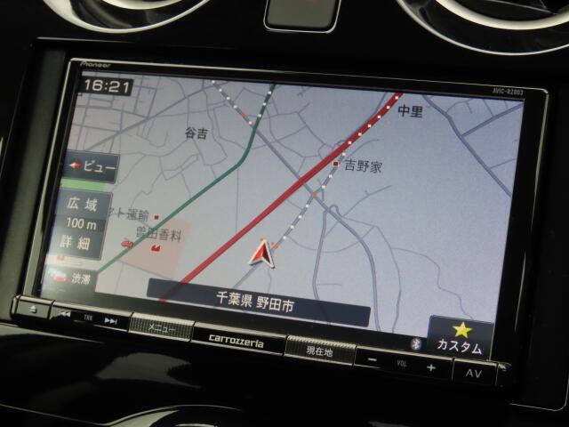 メモリーナビ装備で、知らない場所もあっという間に検索♪ちょっとしたお出かけや旅行もこれでバッチリですね。