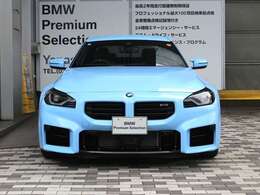 【YANASE】ステッカーはお客様の車がトラブルに遭った万一の時、それに気付いたヤナセスタッフが【お手伝いできませんか？】とお声掛け出来る様にする為です。