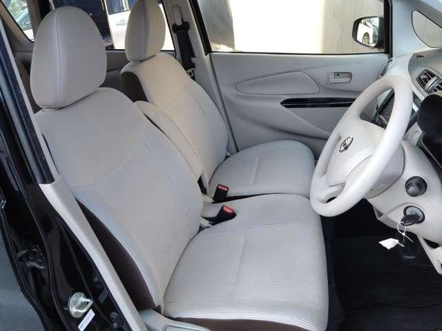 快適に運転できるドライブポジション！やわらかくて上質なシートは長距離ドライブでも疲れません。