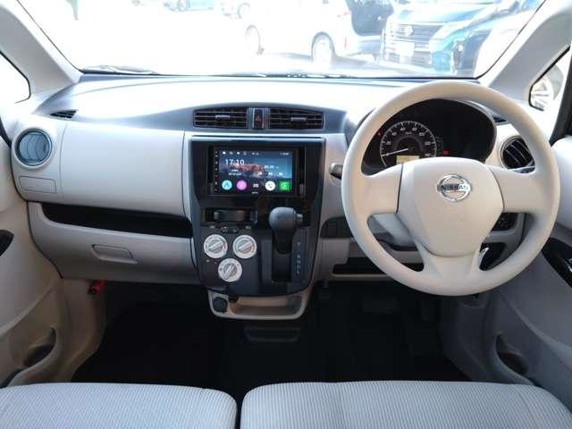 インパネ周りはこのように機能的にまとまっています。もちろんクリーニング済みで、室内もキレイです。