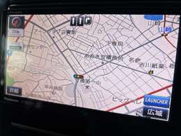 ナビが装備されてますので初めて訪れる場所でも迷わずに目的地に到着できますね♪長距離ドライブでCDも聞くことが出来るので、ドライブも一層楽しくなりますよ♪