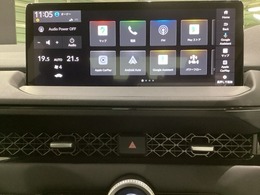 12.3インチ Honda CONNECTディスプレーに、Google アシスタント、Google マップ、Google Play を搭載。よりパーソナライズされたドライブ体験を提供します。