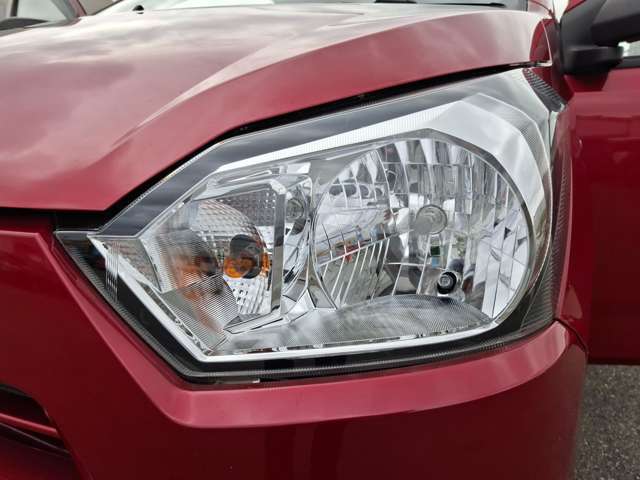 HID・LEDに変更やヘッドライト黄ばみ取り、ライトコーティング等お気軽にご相談ください。
