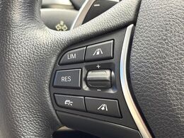 ●アダプティブクルーズコントロール：前の車との車間距離を一定にとりつつ、一定速度で自動走行してくれる次世代のクルーズコントロール！主に高速道路や自動車専用道路で使用する便利な機能です！