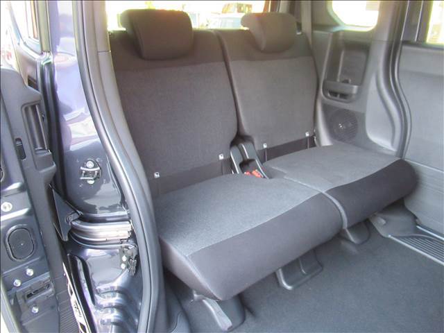 指定整備工場がありますので弊社にて車検等も整備や納車後の点検や急遽起こった不具合等も整備させていただきます。