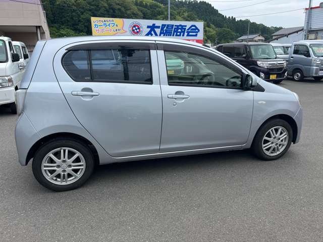 カーセンサーアフター保証は、保証範囲が業界トップクラスの350項目！故障率の高い電装装備・先進機構も保証範囲内なので購入後も安心してお乗り頂けます。