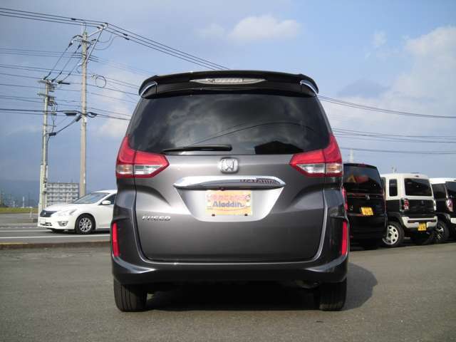 お車の査定は無料です♪　出張査定も行っておりますので、気軽にご相談下さい♪♪