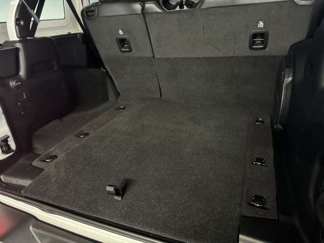 中古車だけでなく新車も多岐にわたり正規輸入車販売を行っております。全国選りすぐりの仕入ネットワークからあなたにピッタリのお車を探します！◆TEL:0078-6002-016465◆
