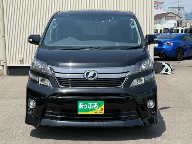 お車の車検・オイル交換・修理・鈑金塗装・ガラス修理・デントリペア・ボディコーティングなども幅広く対応しております。その際は無料で代車を貸し出し致します。車の事は何でもお任せください！