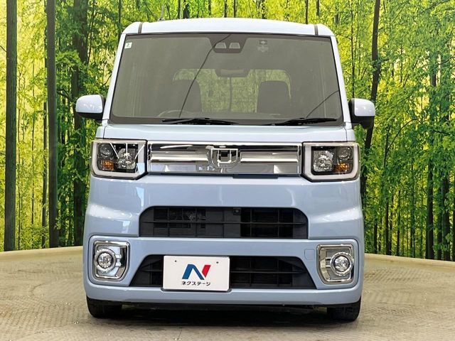 弊社では、全車『修復歴なし』のお車のみ取り扱っております。専任バイヤーによる厳選した仕入れの後、入庫後の車両チェックを行い、ネクステージが認定した高品質な中古車をご提供しております。