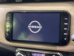 【純正ナビ】人気の純正ナビを装備。オーディオ機能も充実しており、Bluetooth接続すればお持ちのスマホやMP3プレイヤーの音楽を再生可能！毎日の運転がさらに楽しくなります！！