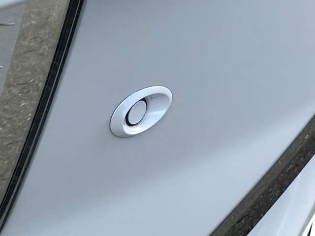 自動車保険もお任せください！証券診断も実施しておりますのでぜひ一度チェックしてみませんか？安心のカーライフをお手伝いいたします。