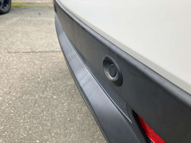 ご覧いただいている画面からメールフォームでもお問い合わせいただけます。画面内にあります【在庫確認・見積もり依頼】よりお気軽にお問い合わせください！