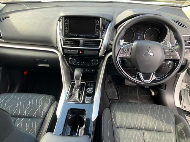 万一、お出かけ先で故障しても全国の三菱自動車販売会社での保証修理が可能です。