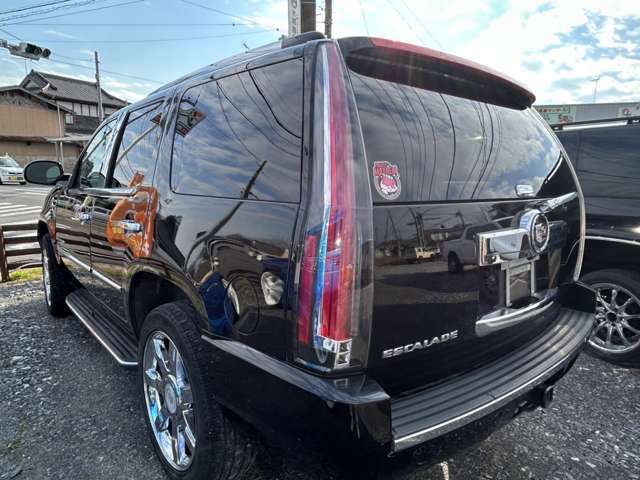 キャデラック エスカレード 8ナンバー登録 ラグジュアリーp 2007