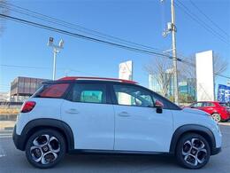 東北最大級の輸入車専門大型展示場！　展示場に無いお車も全国よりお探しいたします。