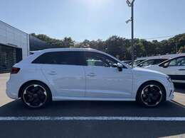 当社は指定工場を併設しておりますので、一般整備・メンテナンスはもちろん車検も全て対応可能です。アフターサービスにつきましてもお任せ下さい！！