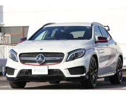 外装色カルサイトホワイト