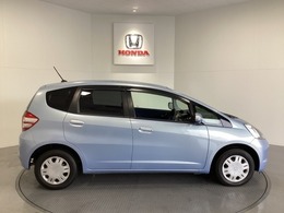 Honda認定中古車 U-Selectは3つの安心をお約束します。　1　Hondaのプロが整備した安心。 2　第三者機関がチェックした安心。　3　購入後もHondaが保証する安心。