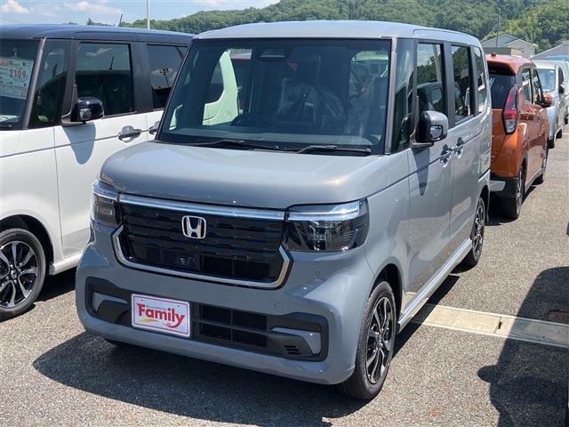 【オールメーカー新車・未使用車 取り扱い専門店】 岐阜県内に3店舗展開中！！ 県内最大級の総在庫800台の大型展示場でお待ちしております♪