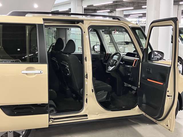 毎日新規物件入庫！3500台の高品質車をぜひとも、ご自身の目で直接ご覧になって、ご実感下さい、自身を持ってお勧めいたします。