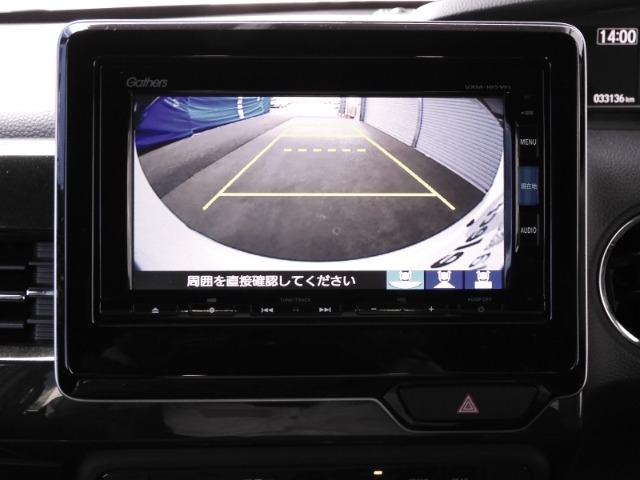 ◆バックカメラ◆リバースにするだけで映ります、後方の安全確認や、狭い駐車場での車庫入れ、雨の日や夜間など視界の悪い時に便利です！安全にバックする為には欠かせない装備です。